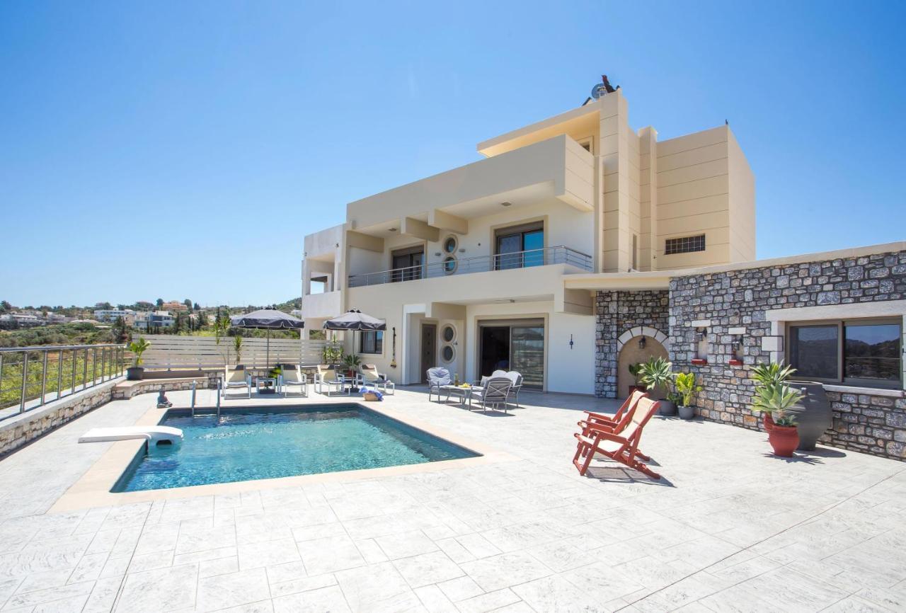 Des & Coo Luxury Villa With Private Pool Faliraki Exterior foto