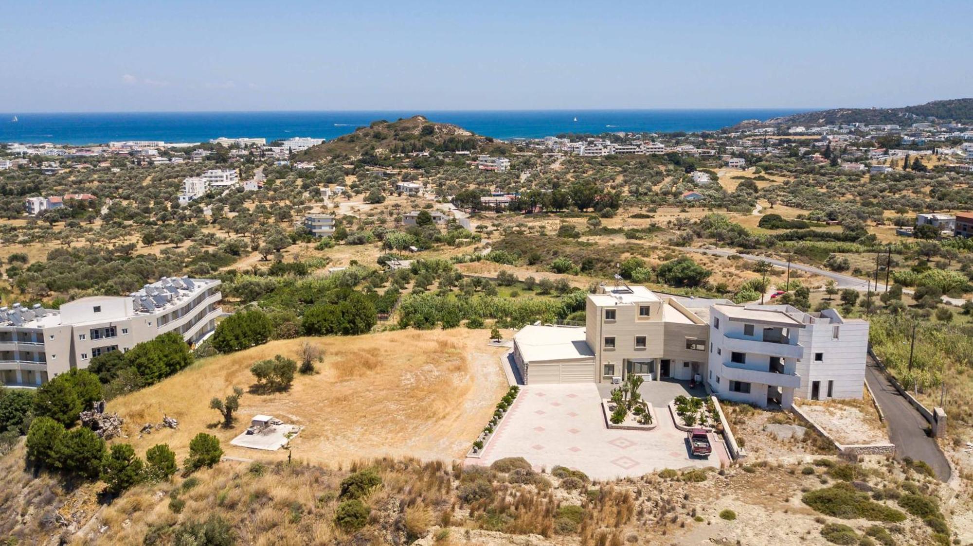 Des & Coo Luxury Villa With Private Pool Faliraki Exterior foto